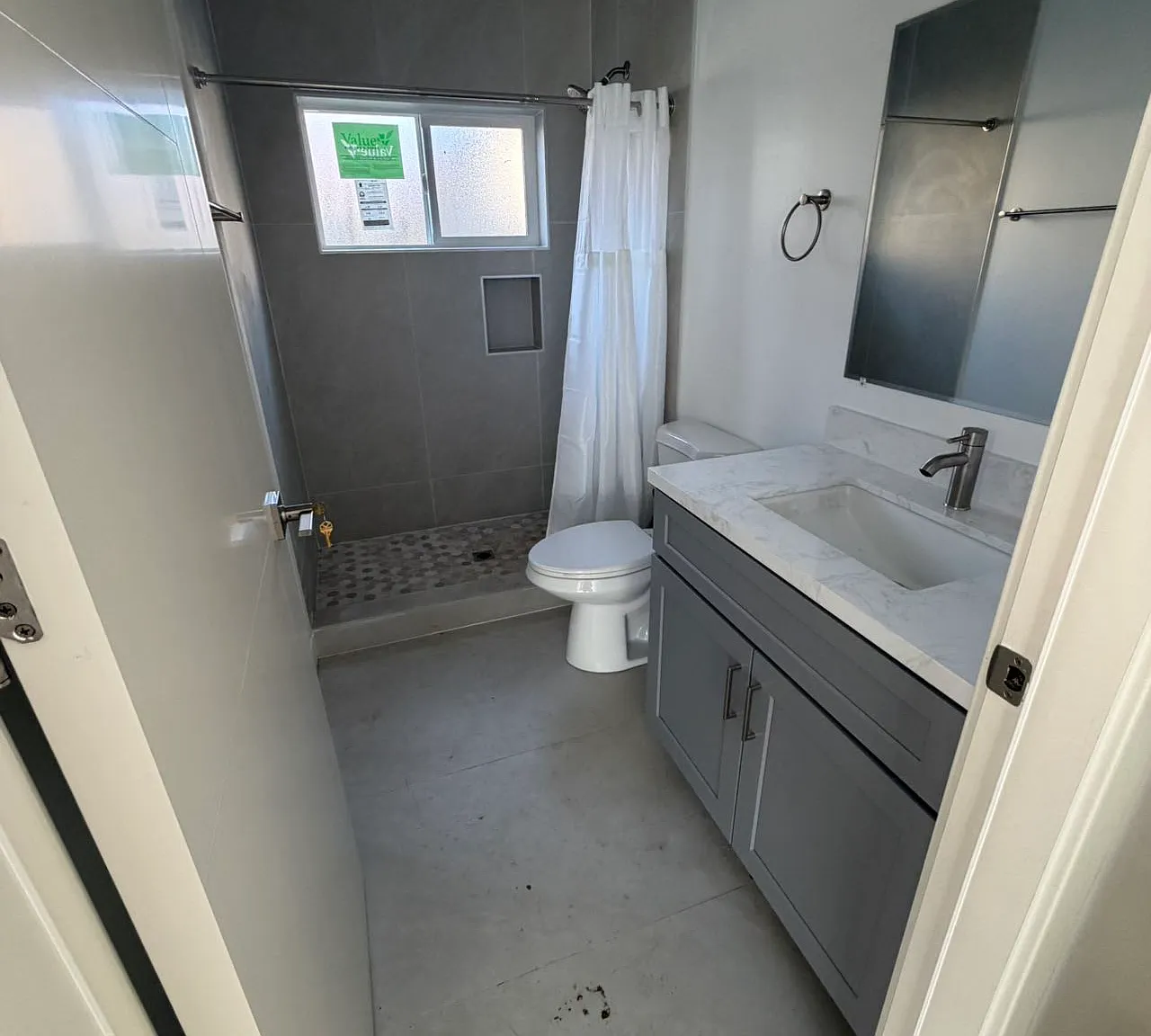 3 bed, 2.5 bath, $3,500 — Photo 2