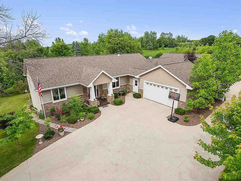 MAIN HOUSE