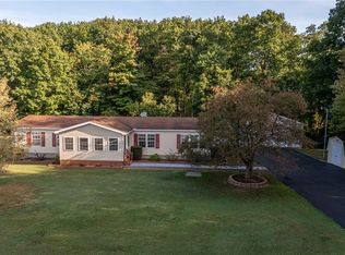 491 W Lake Rd, Transfer, PA 16154