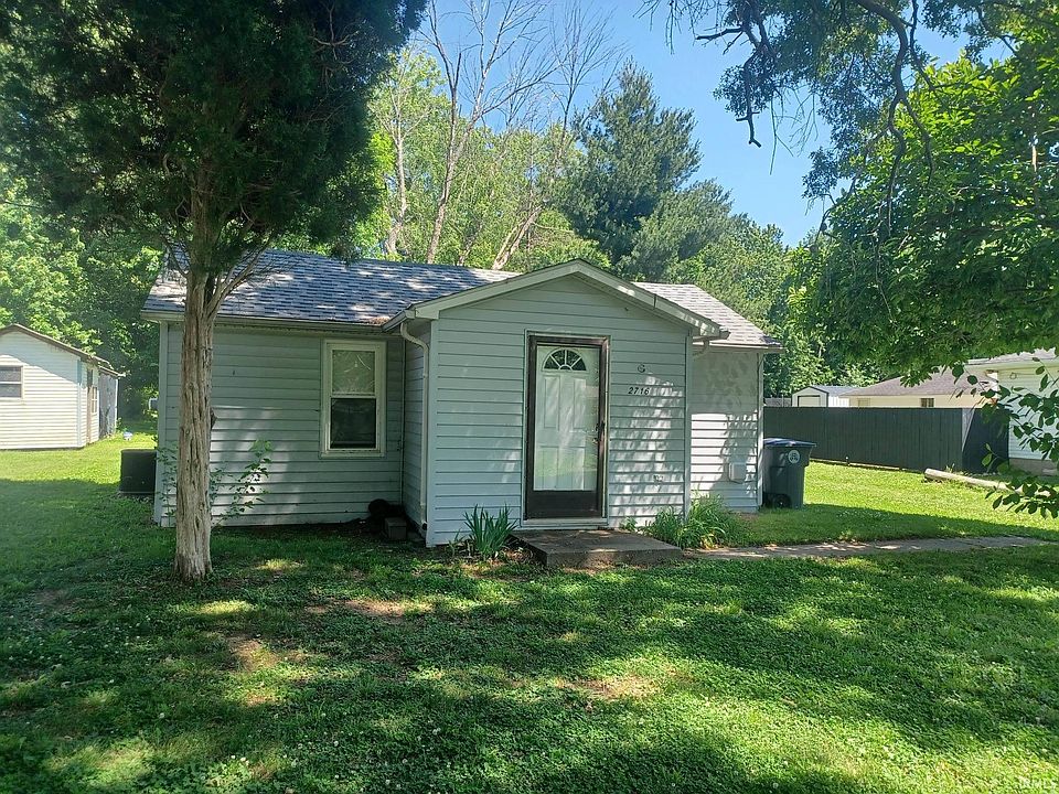 1st image of 2716 S Villa Dr