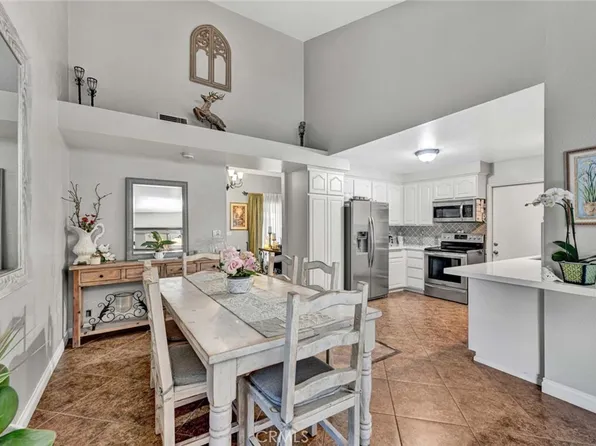 1942 Roanoke Ave, Tustin, CA 92780