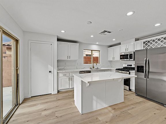 2nd image of 7823 Granite City Ct