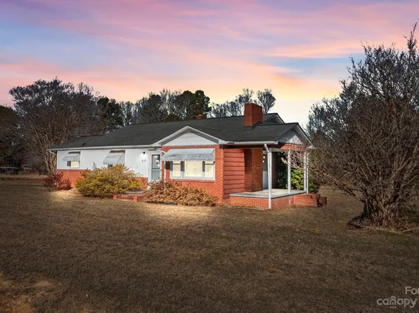 820 Thompson Rd, Salisbury, NC 28147