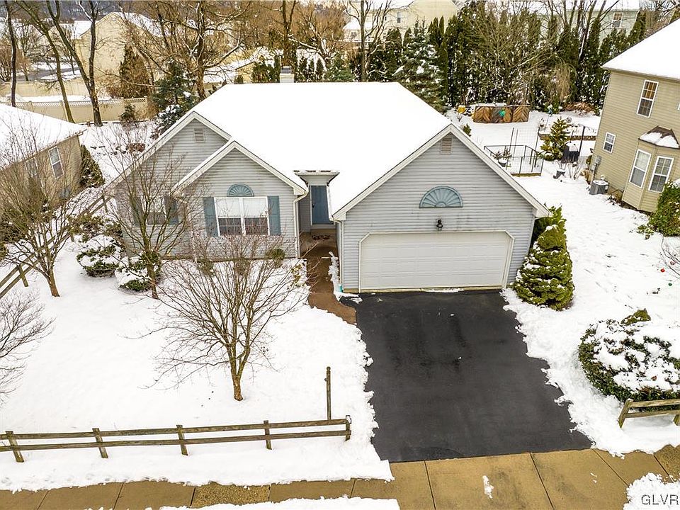 1st image of 185 Vista Dr