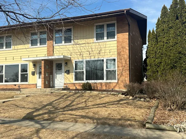 1321 8th Ave, Rochelle, IL 61068