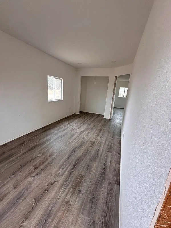 1 bed, 1.0 bath, 560 sqft, $1,350 — Photo 1