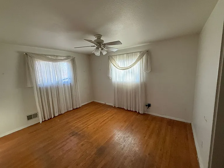 3182 Uvalda St — Photo 12