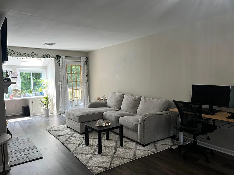 1400 Hartford Tpke #35 — Photo 12