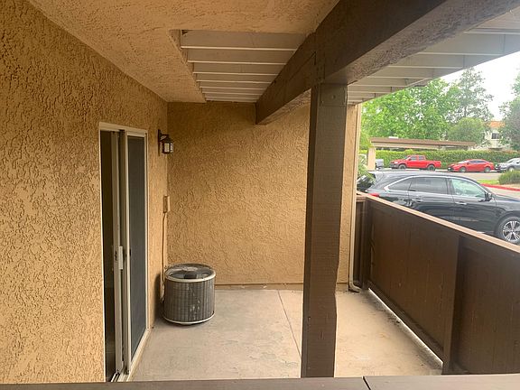 2nd image of 201 Westlake Dr Unit 7