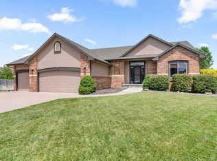 534 S Fawnwood Ct, Wichita, KS 67235