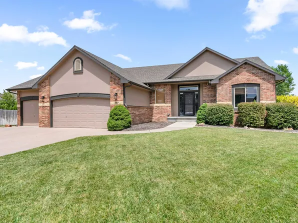 534 S Fawnwood Ct, Wichita, KS 67235