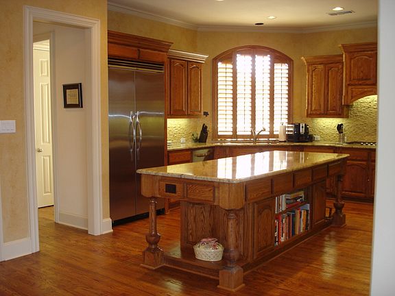 5th image of 1604 Pine Hollow Dr