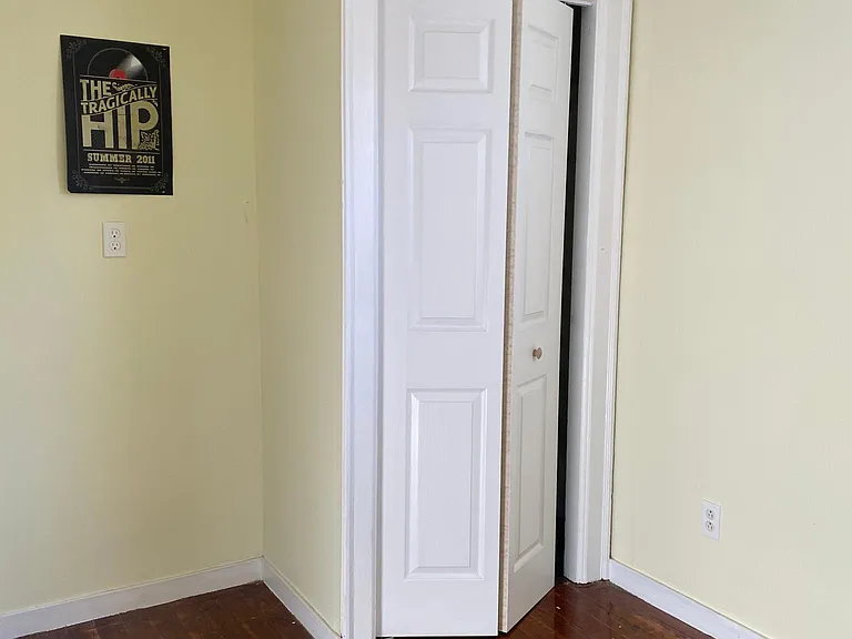 Smaller bedroom