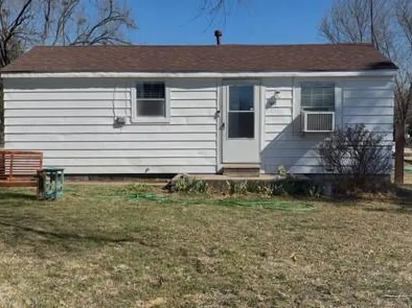 1609 N 6th St, Tecumseh, OK 74873