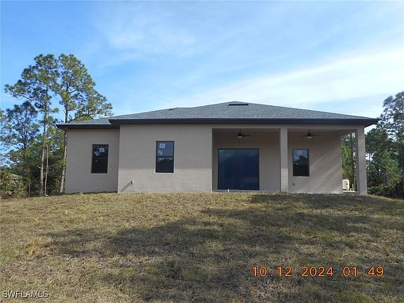 2nd image of 1419 Congress Ave