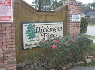 600 Deats Rd, Dickinson, TX 77539