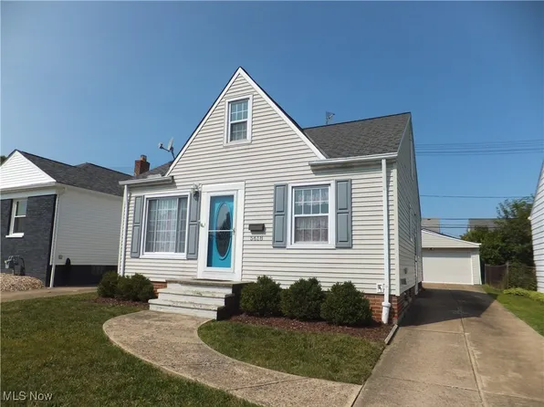 5618 Sunderland Dr, Parma, OH 44129