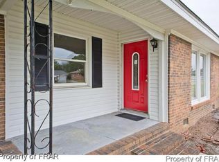 720 Glensford Dr, Fayetteville, NC 28314