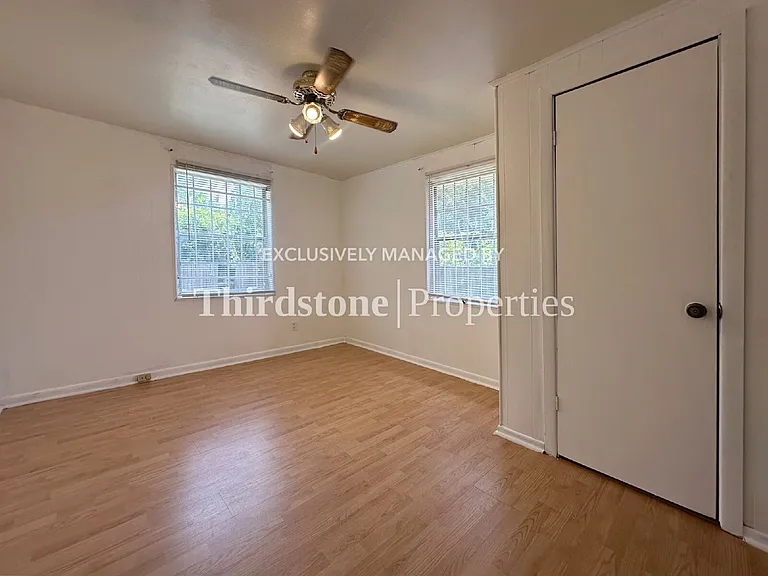3317 Jones St — Photo 10
