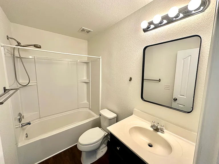 115 Hickory Knob Ln — Photo 23