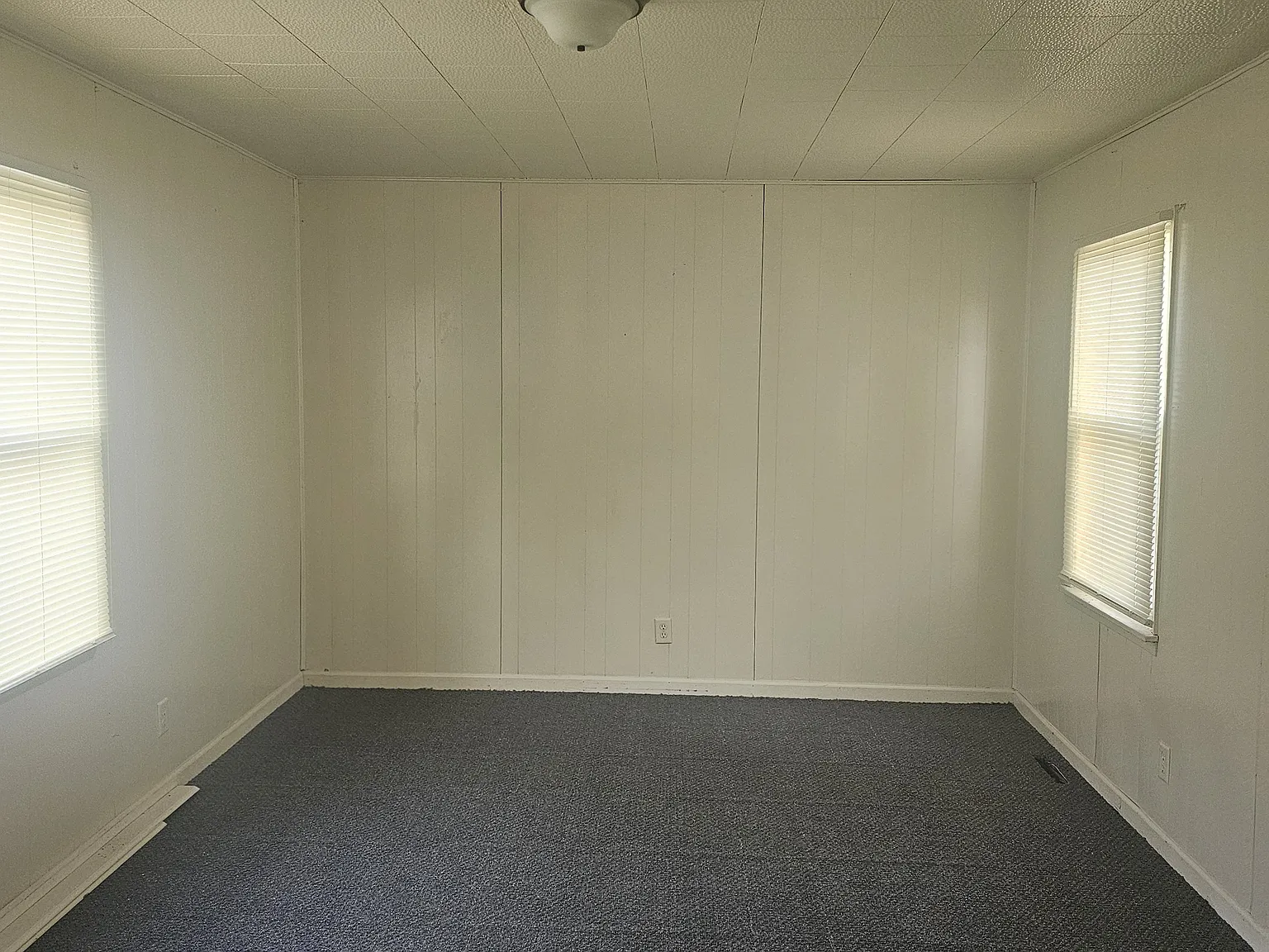 4 bed, 1165 sqft, $1,400 — Photo 4