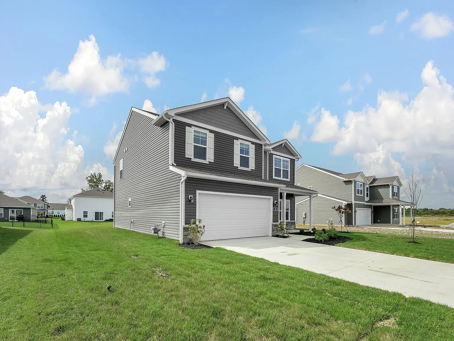 3 bed, 2.5 bath, 2155 sqft, $2,700 — Photo 4