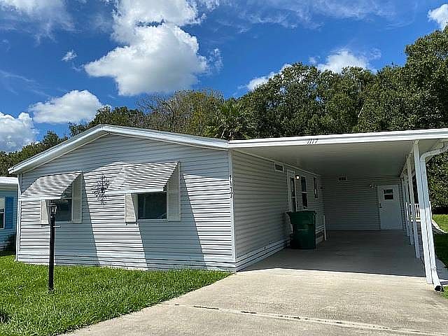 1st image of 1117 Wisteria Dr