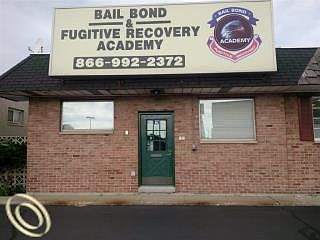 1st image of 2918 Pine Grove Ave