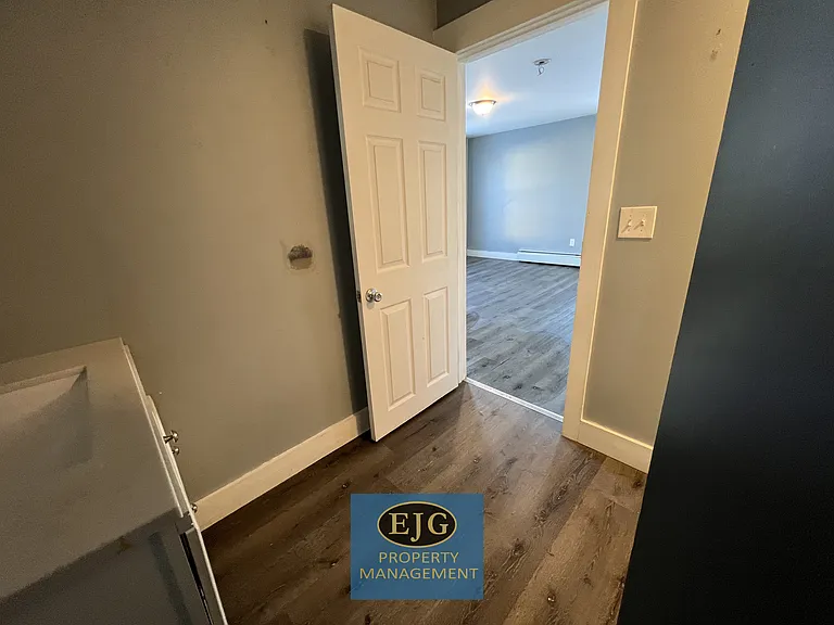 114 Messer St #5 — Photo 12