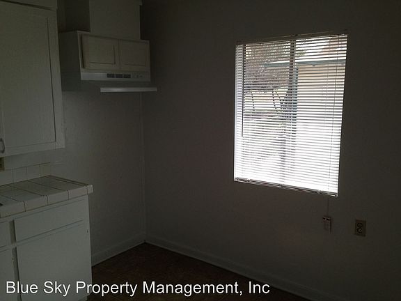 5th image of 70 Yates Ave APT E