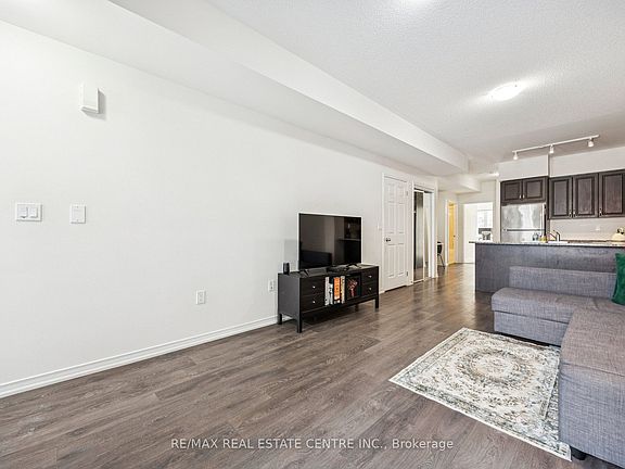 5th image of 8835 Sheppard Ave E #210