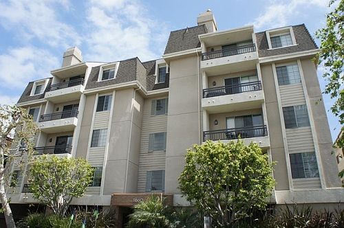1st image of 11660 Mayfield Ave APT 101