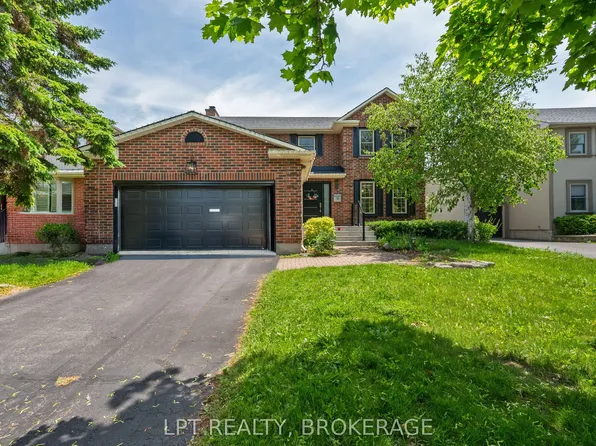 19 Collegeview Cres, Kingston, ON K7M 7J8