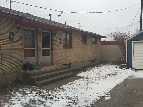 Near Empire, 6 minutes from Gonzaga University