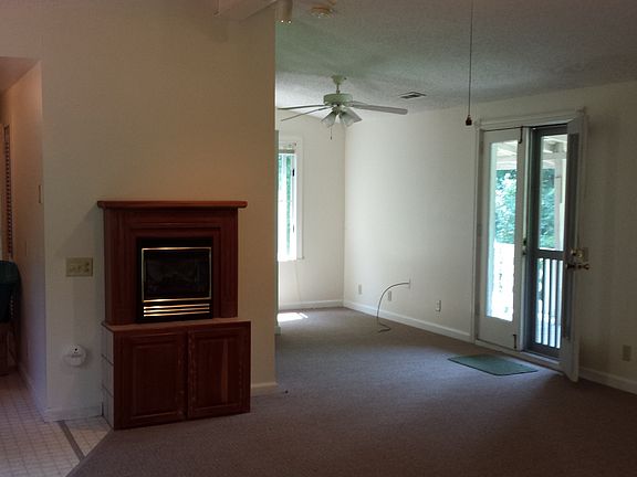 Living Area 1