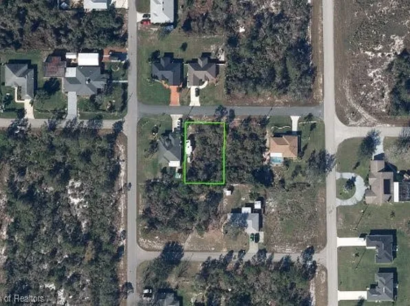 102 Aries Pl NW, Lake Placid, FL 33852
