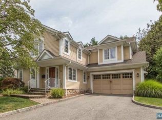 76 Engle St, Tenafly, NJ 07670