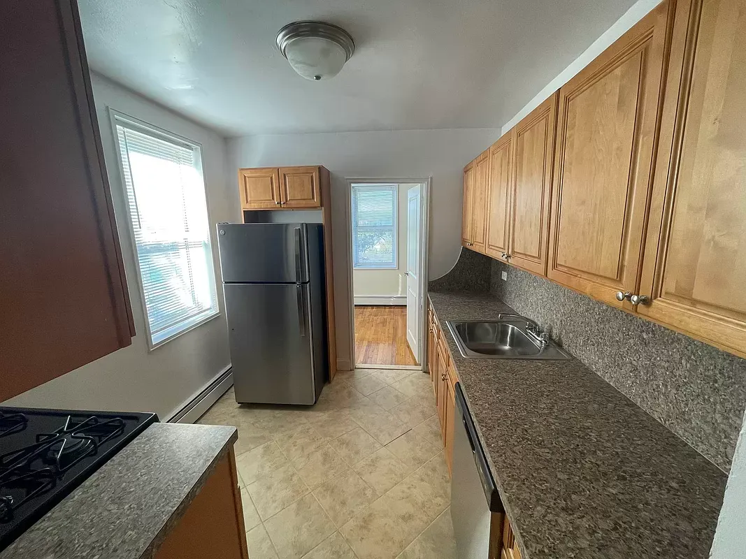 84-31 Van Wyck Expressway #6Z in Briarwood, Queens | StreetEasy