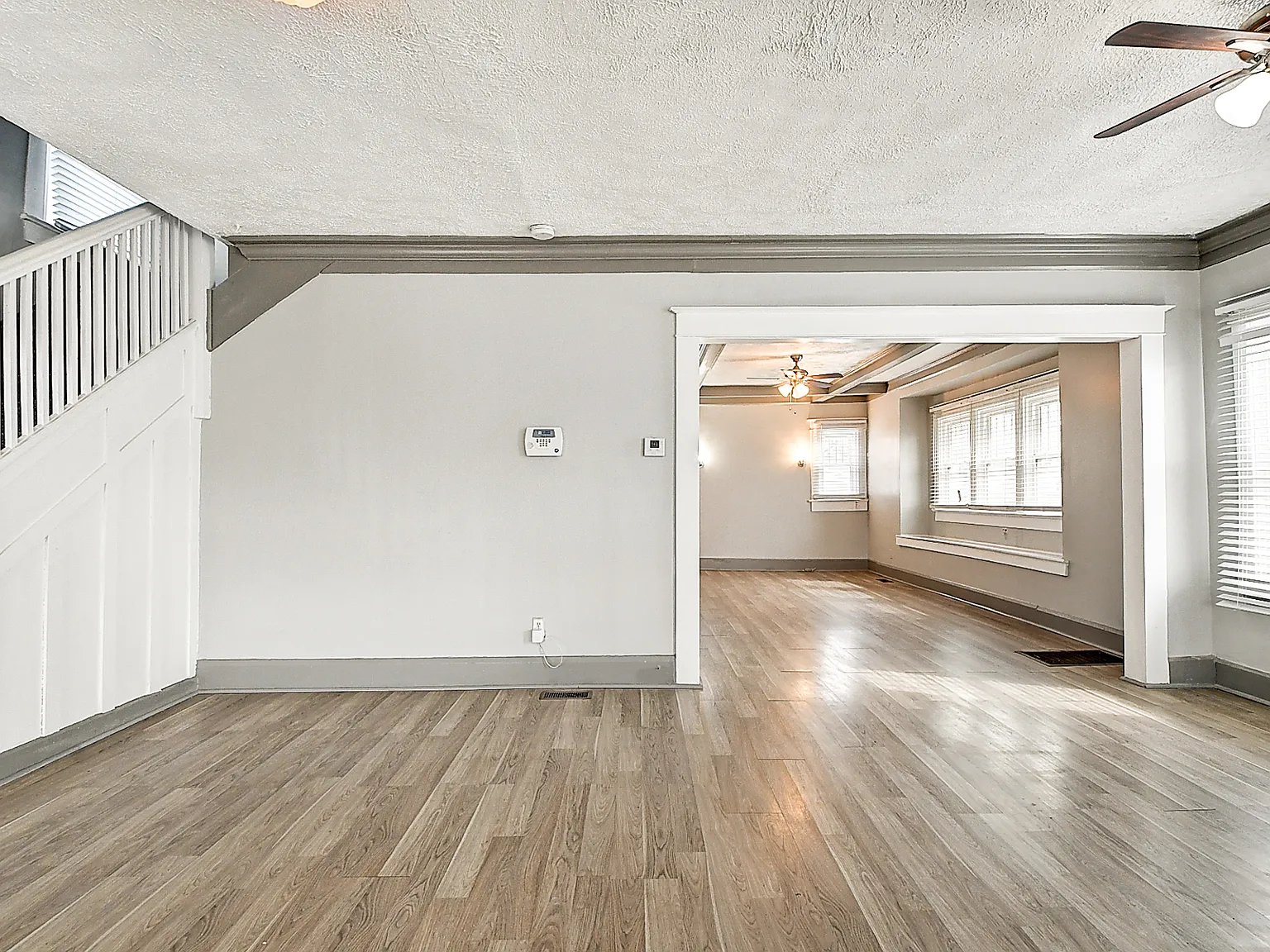 3 bed, 2.5 bath, 2460 sqft, $1,849 — Photo 2
