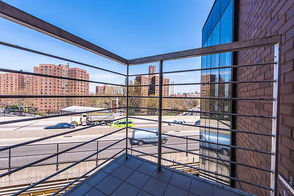 Rented by Nooklyn NYC LLC | media 138