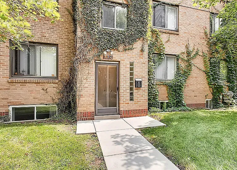 Clermont Apartments — Photo 24
