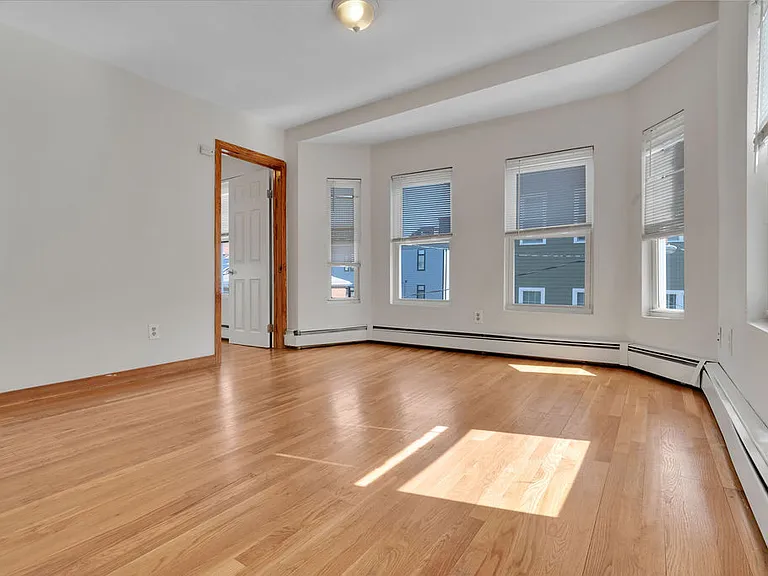 11 Carpenter St #3 — Photo 22