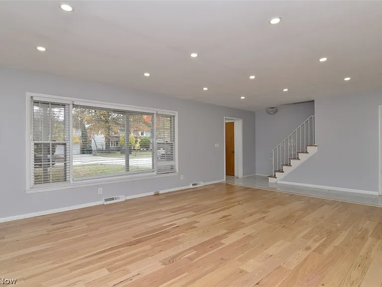 23310 Wendover Dr — Photo 7