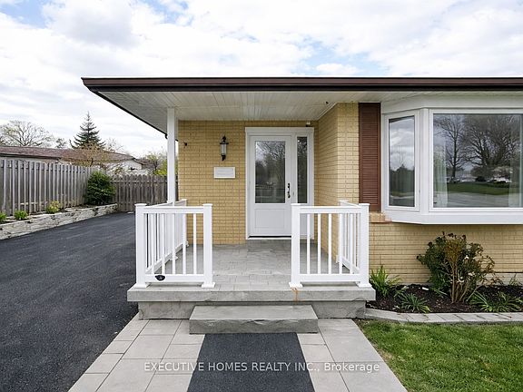 2nd image of 6 Manderley Pl