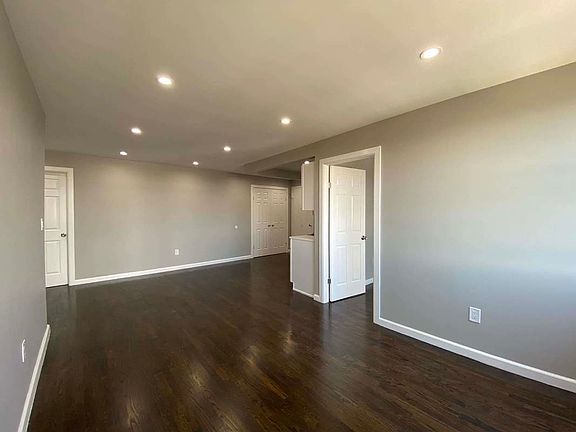 4th image of 2380 Grand Ave APT 4B