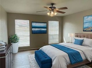 4805 Shadowbend Dr #B, Corpus Christi, TX 78413