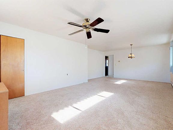 5th image of 4 Leeward St
