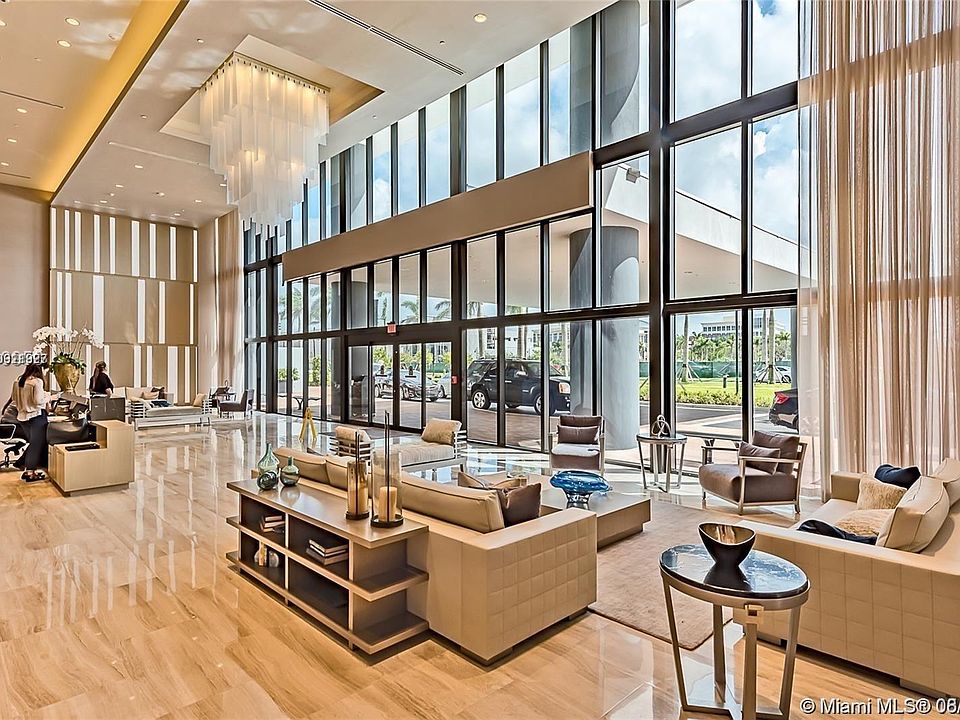 1st image of 5300 Paseo Dr #1209