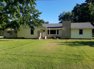 1500 6th St, Oswego, KS 67356