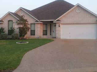 901 Scoffield Dr, College Station, TX 77845